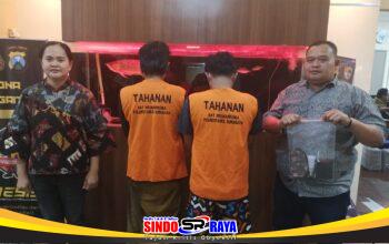 Polrestabes Surabaya Bekuk Dua pengedar, Bohlam Lampu jadi Tempat Sabu