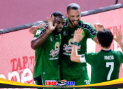 Persebaya merayakan kemenangan 1-0 atas Persija Jakarta pada laga Grup B Piala Presiden 2026 di Stadion Gelora Bung Tomo.