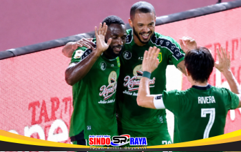 Persebaya merayakan kemenangan 1-0 atas Persija Jakarta pada laga Grup B Piala Presiden 2026 di Stadion Gelora Bung Tomo.