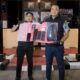 Petugas menunjukkan barang bukti 672 paket sabu dalam pengungkapan peredaran sabu di Benteng Dalam.
