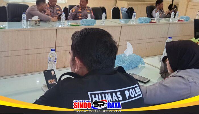 Humas Polres Pasuruan Fasilitasi Klarifikasi Kasus Kecelakaan 2017