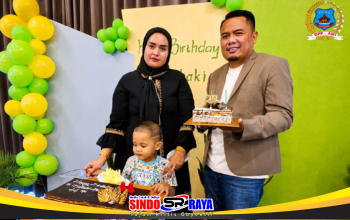 Baihaki Akbar rayakan HUT ke-44 bersama keluarga di Hotel Amaris Surabaya