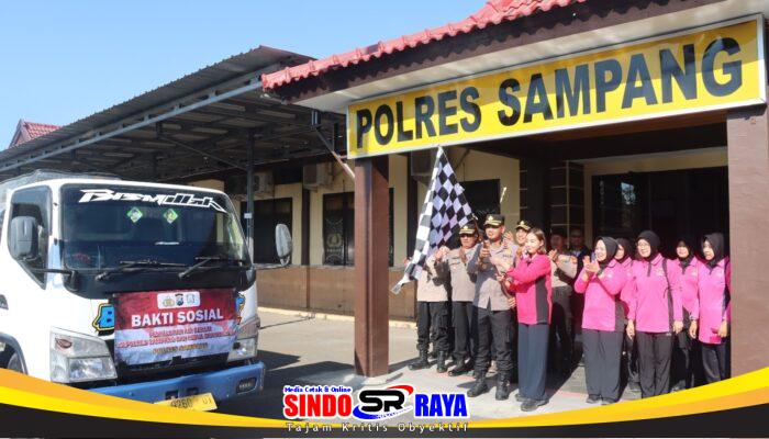 Kapolres dan Ketua Bhayangkari Cabang Sampang Salurkan 246.000 Liter Air Bersih