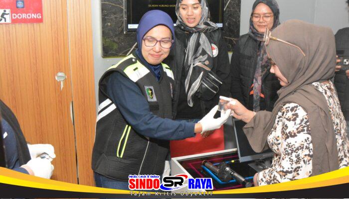Cegah Peredaran Narkoba,Tim Gabungan Polres Bondowoso Razia THM dan Tes Urine Pengunjung