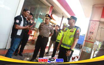 Kapolres Pelabuhan Tanjung Perak Pastikan Stok BBM Aman, Antrean SPBU Normal