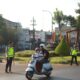 Kapolres Pelabuhan Tanjung Perak Turun Langsung Atur Lalu Lintas Pagi