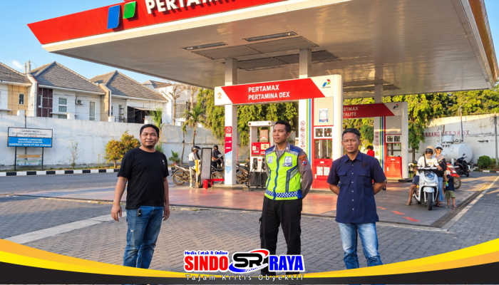 Polsek Kenjeran Cek Stok BBM di Surabaya, Pertalite Menunggu Pasokan